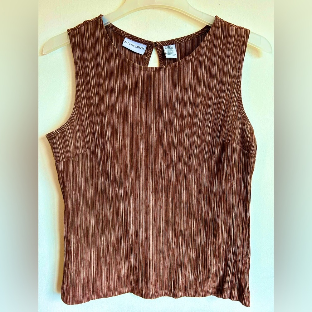 Jaclyn Smith Sleeveless blouse size L